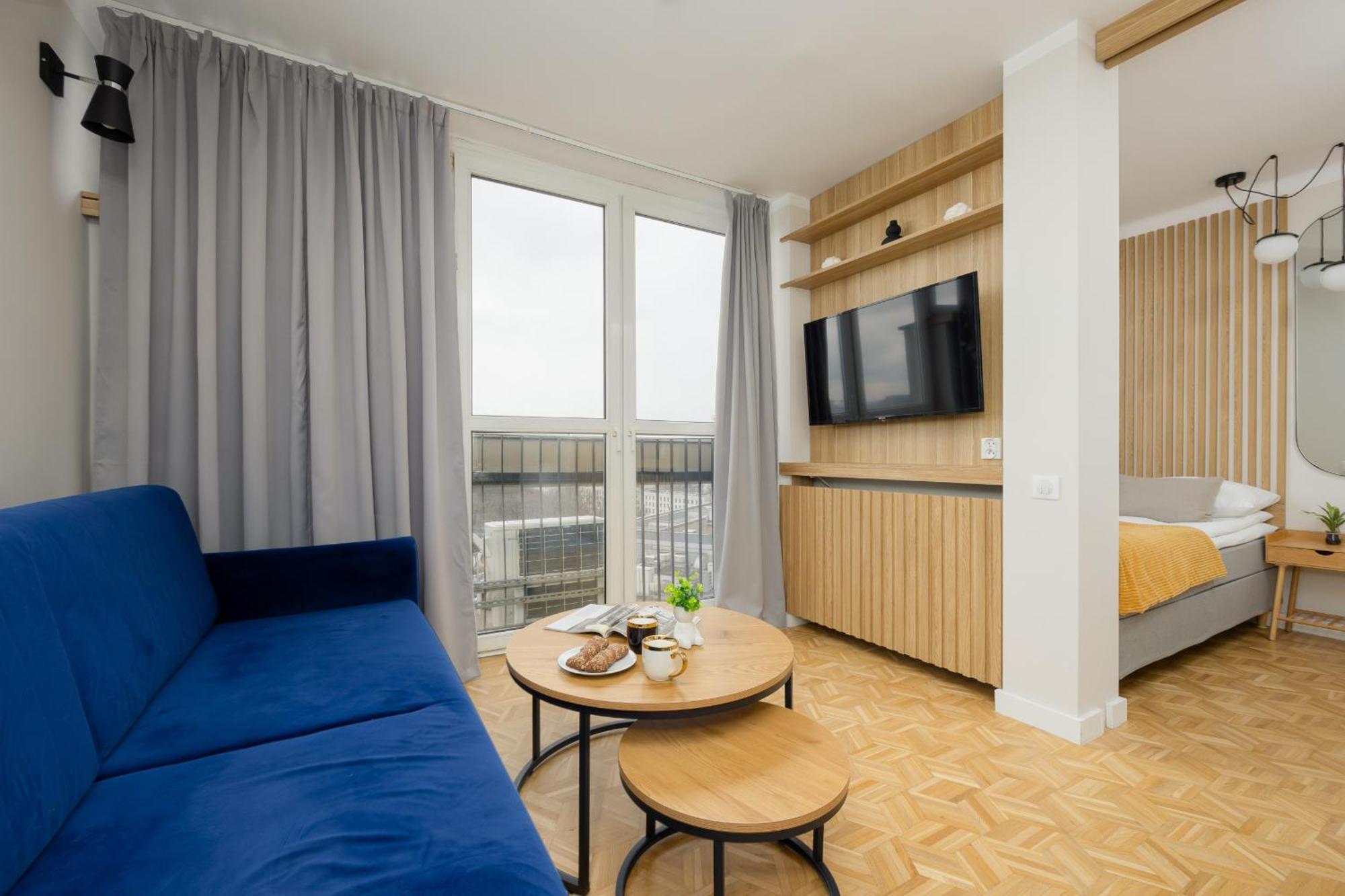 Charming Marszalkowska In The Centre Of By Renters Warszawa